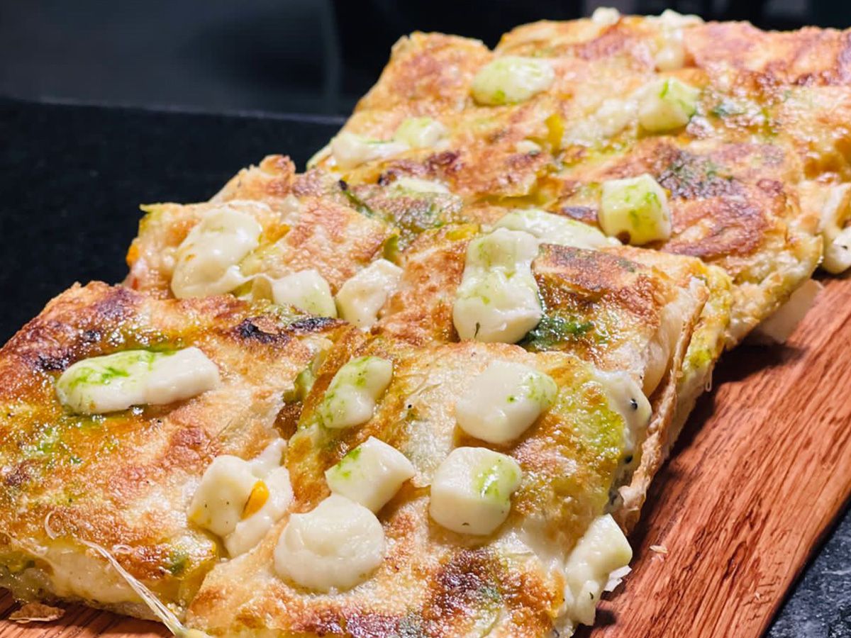 Mix Cheese Feteer For 2 Persons