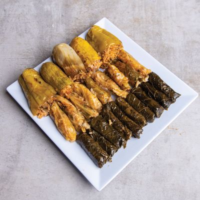 طبق محاشي عائلي