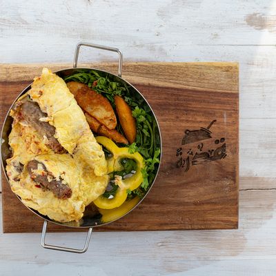 Omelette sausage sandwich