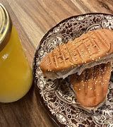 Qeshta Halawa Sandwich