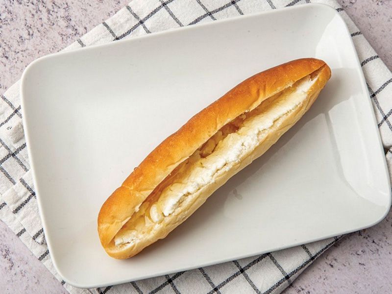 Qeshta With Honey Sandwich
