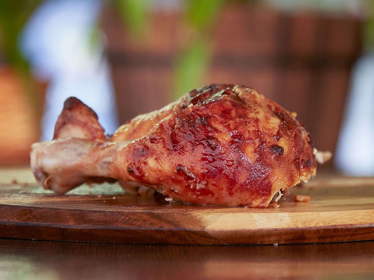 A quarter of a chicken Leg