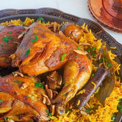Quarter Of Kabsa Or Biryani Or Bukhari Chicken, Rice And Sauce