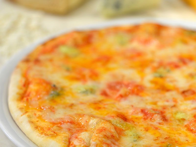 Quattro Formaggi Pizza