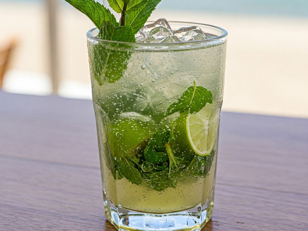 REFRESHING MOJITO