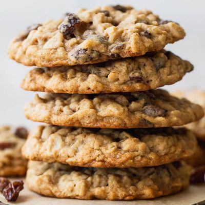 Raisin And Oatmeal Cookies