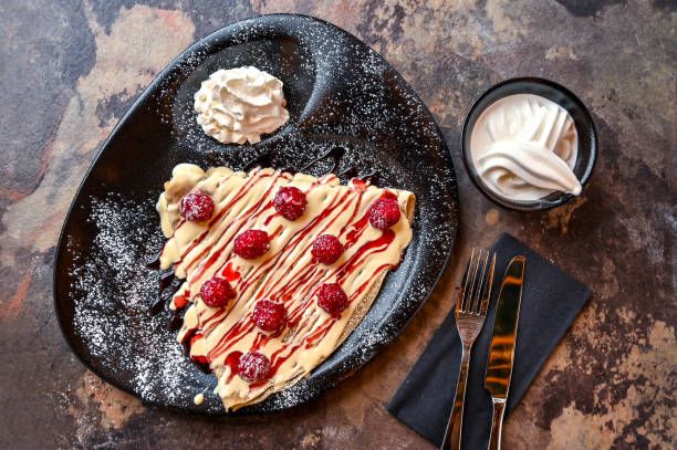 Raspberry Crepe
