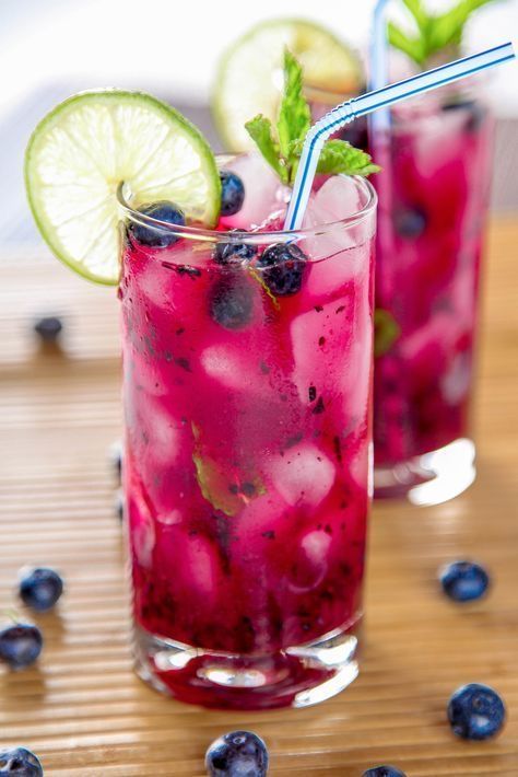 Redbull blueberry Mojito