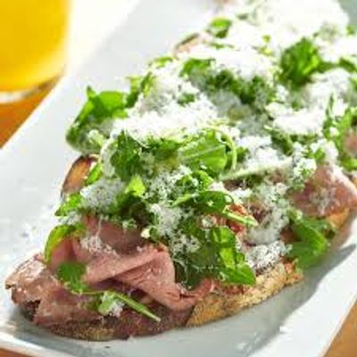 Roast Beef Tartine