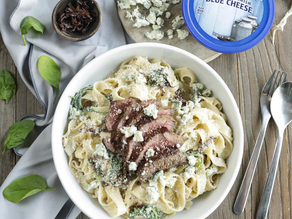 Roquefort fillet with pasta