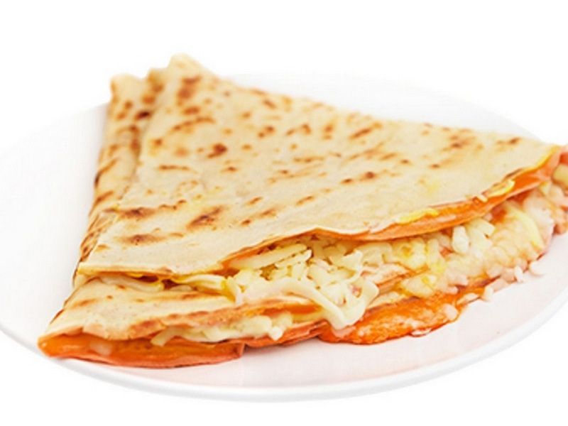 Roumi And Mozzarella Crepe