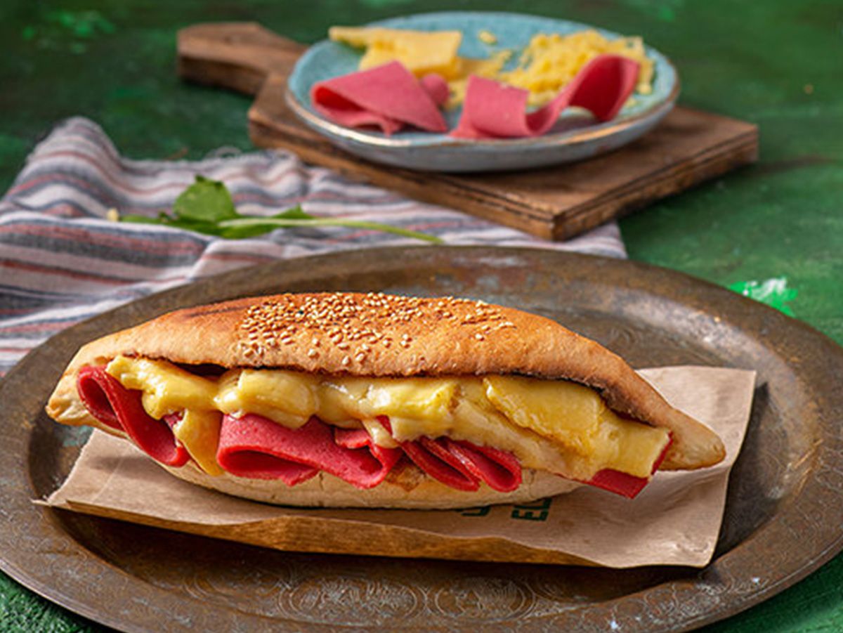 Roumi Cheese sandwich with luncheon