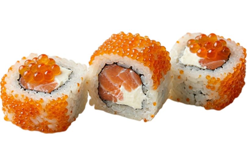 Salmon With Caviar Maki Roll