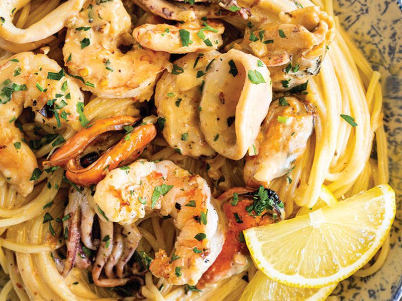 Fettuccine Pasta With Seafood