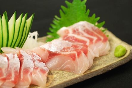 SEA BASS SASHIMI