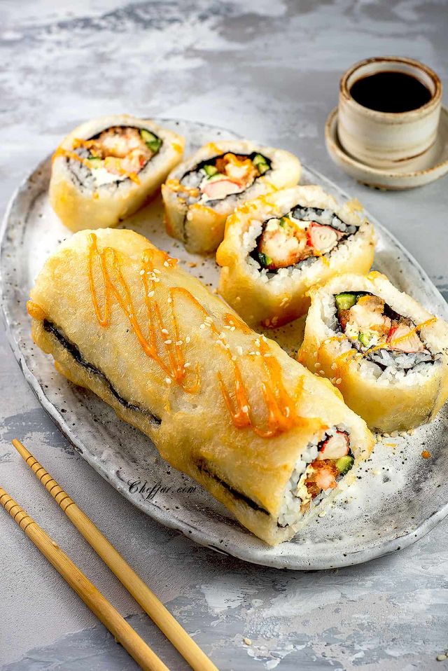 SHRIMP TAMPURA FRIED ROLL