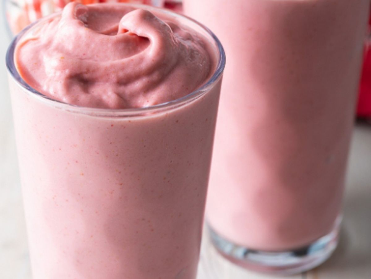 Pineapple strawberry Smoothie