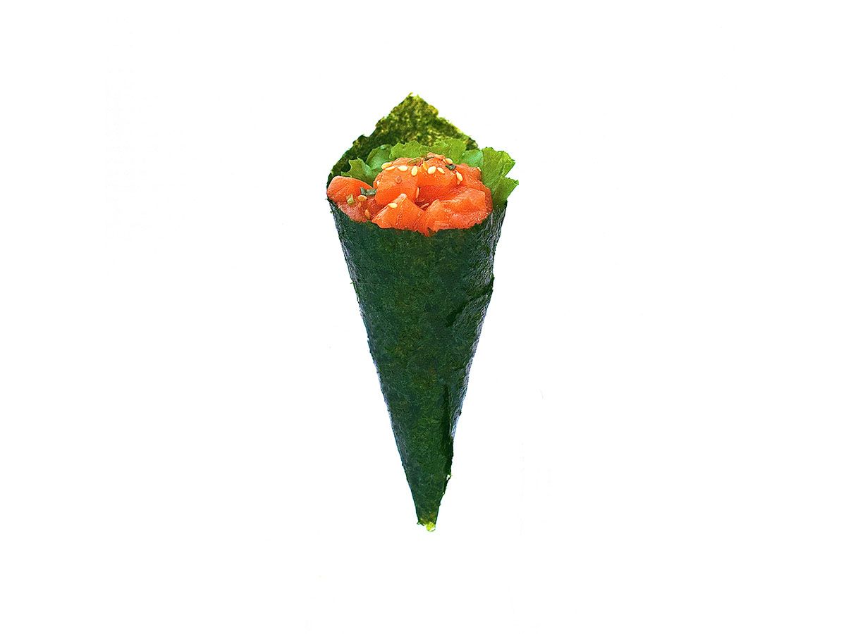 Spicy Salmon Temaki