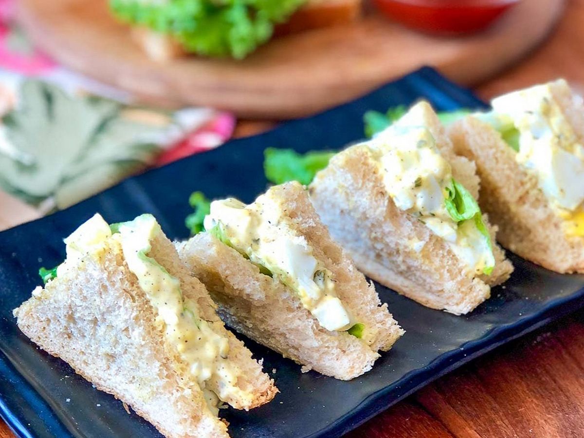 Sadaa fingers sandwich
