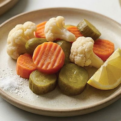 Salad dish / Tomatoes / Pickles
