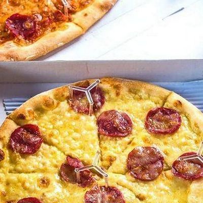 Italian Salami Pizza