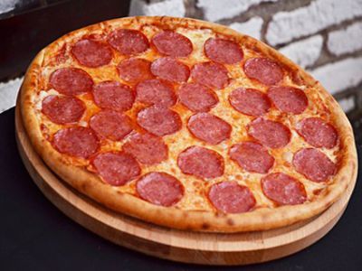 Salami Oriental Pizza