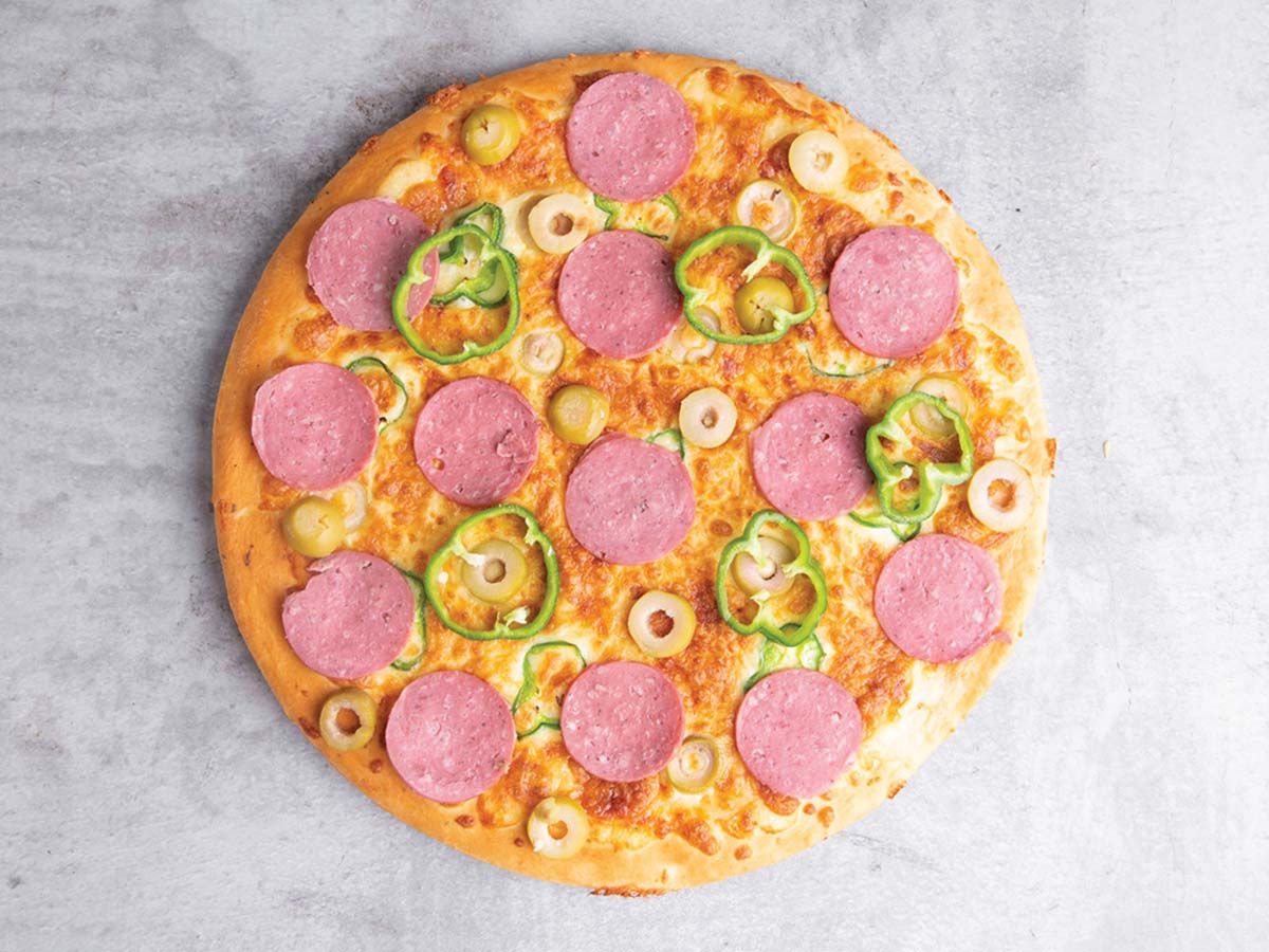 Salami Pizza