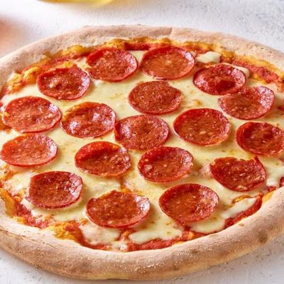 Salami Pizza