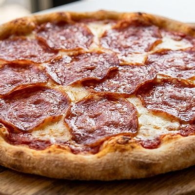 Salami Pizza