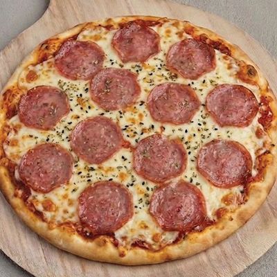 Salami & Mozzarella Manakish