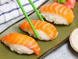 Salmon Nigiri
