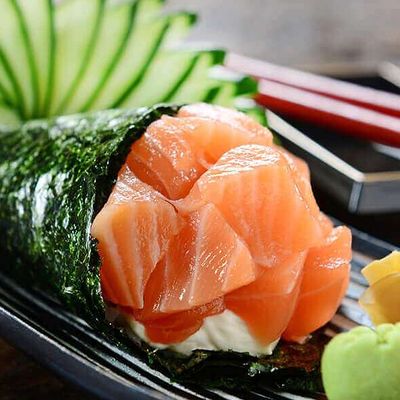 Salmon Temaki