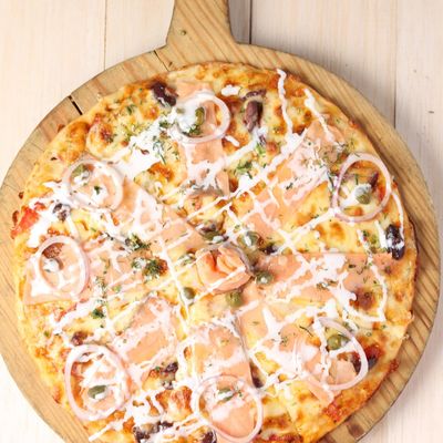 Salmon And Cream Cheese Pizza