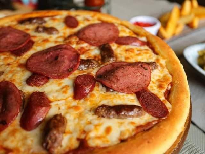 Sausage Pizza