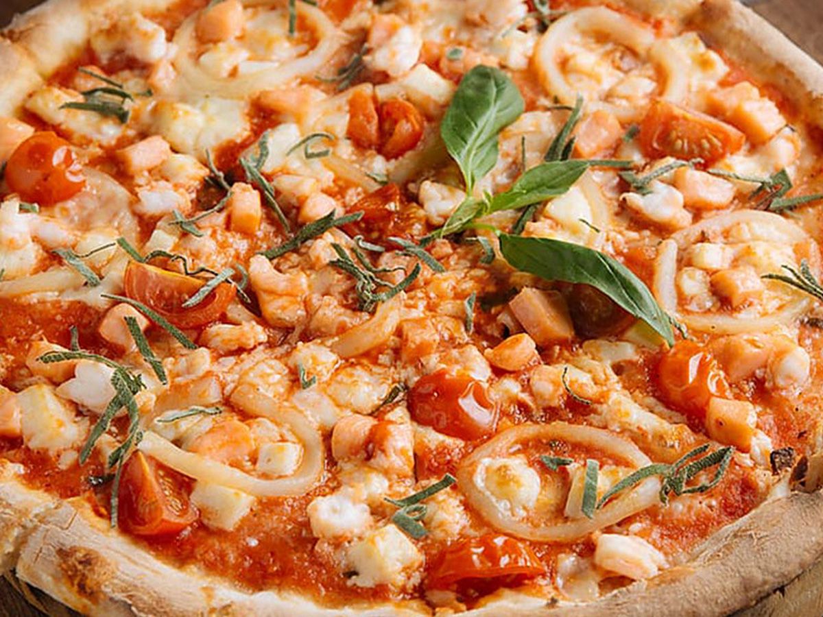 Medium Sea Ranch Pizza
