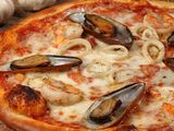 Seafood Pizza