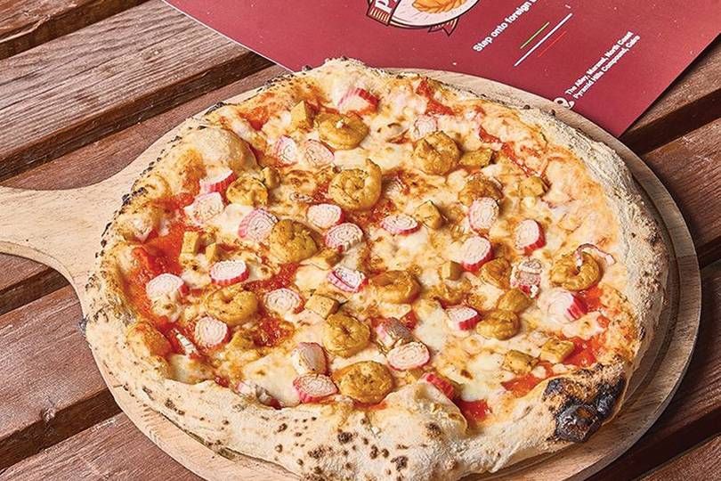 Seafood Pizza