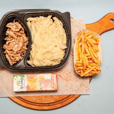 Shbaaha Brown Pasta With Chicken Shawarma And Pepsi