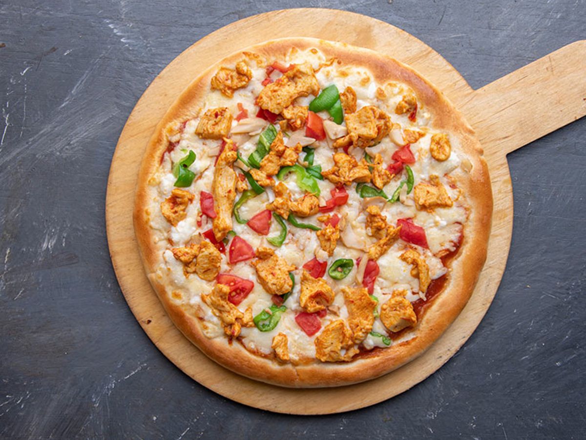 Sheesh Tawook Pizza