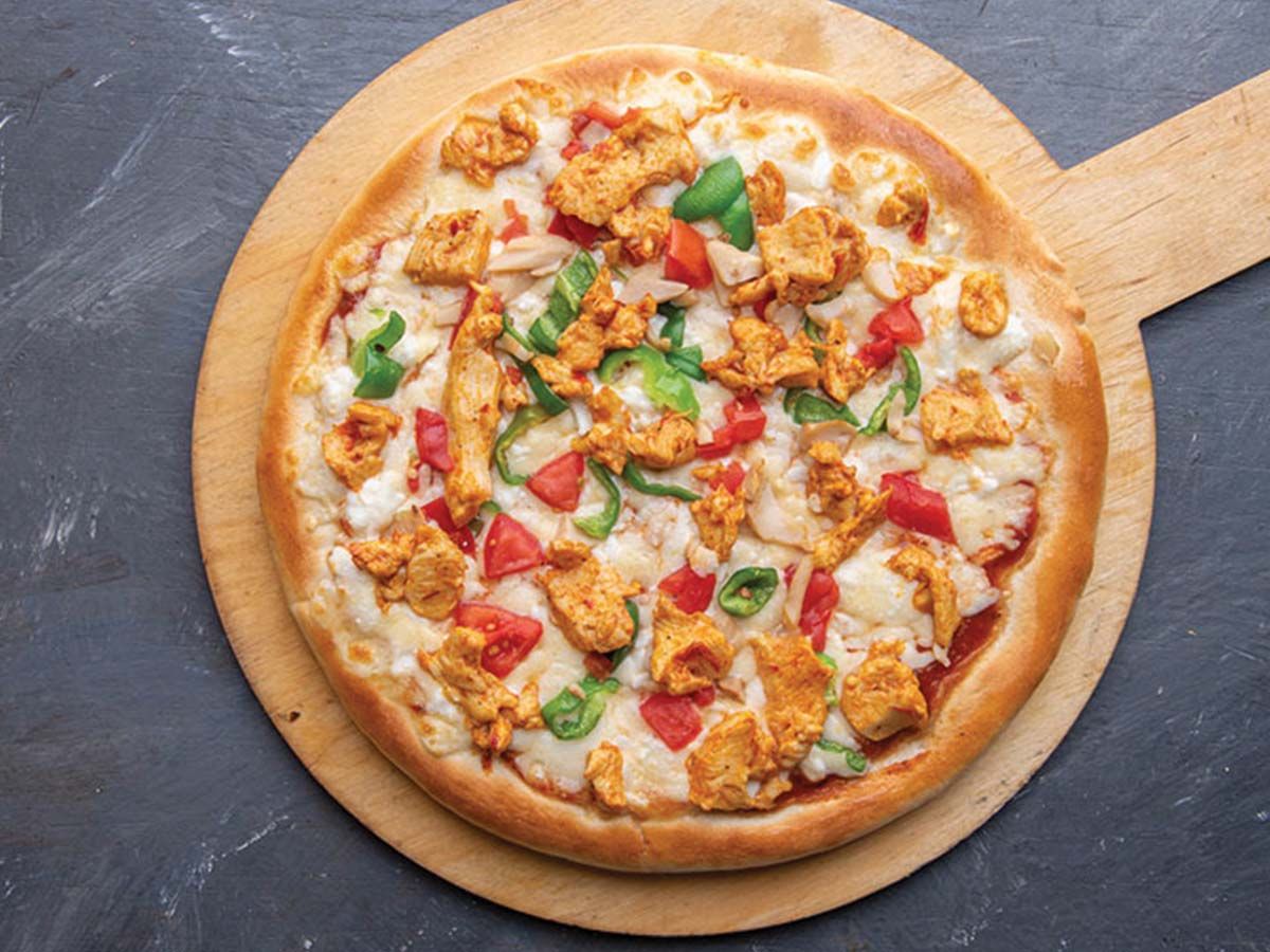 Shish Tawook Pizza