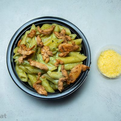 Pesto Sauce Pasta With Chicken