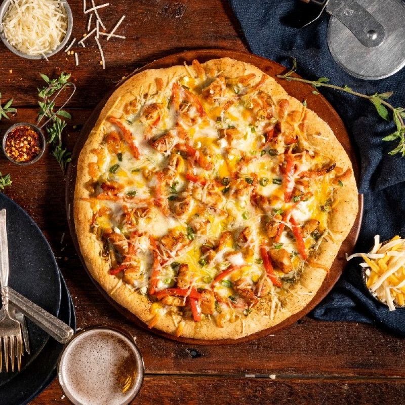 Shish Tawook Italian Pizza