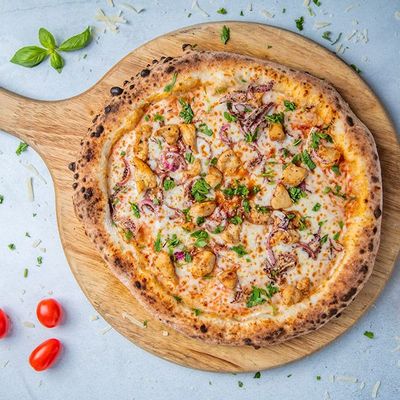 Shish Tawook Pizza
