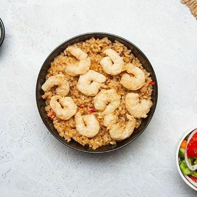 طبق جمبري مع أرز وسلطات وخبز