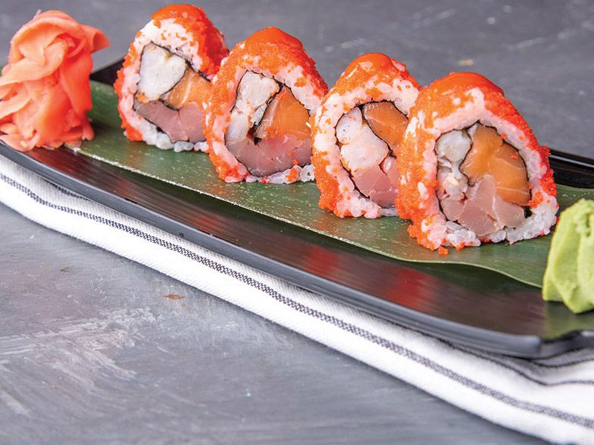 Smoked Bermuda roll 6 pcs