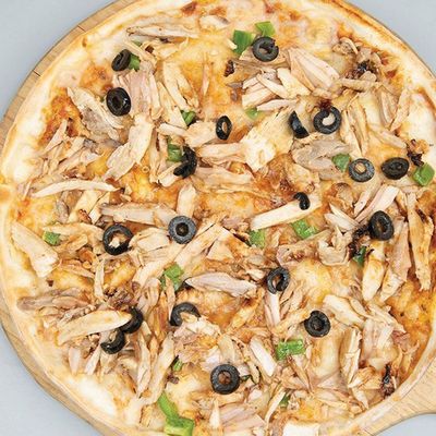 Smoked Chicken Italian Pizza