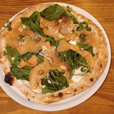 Smoked Salmon pizza