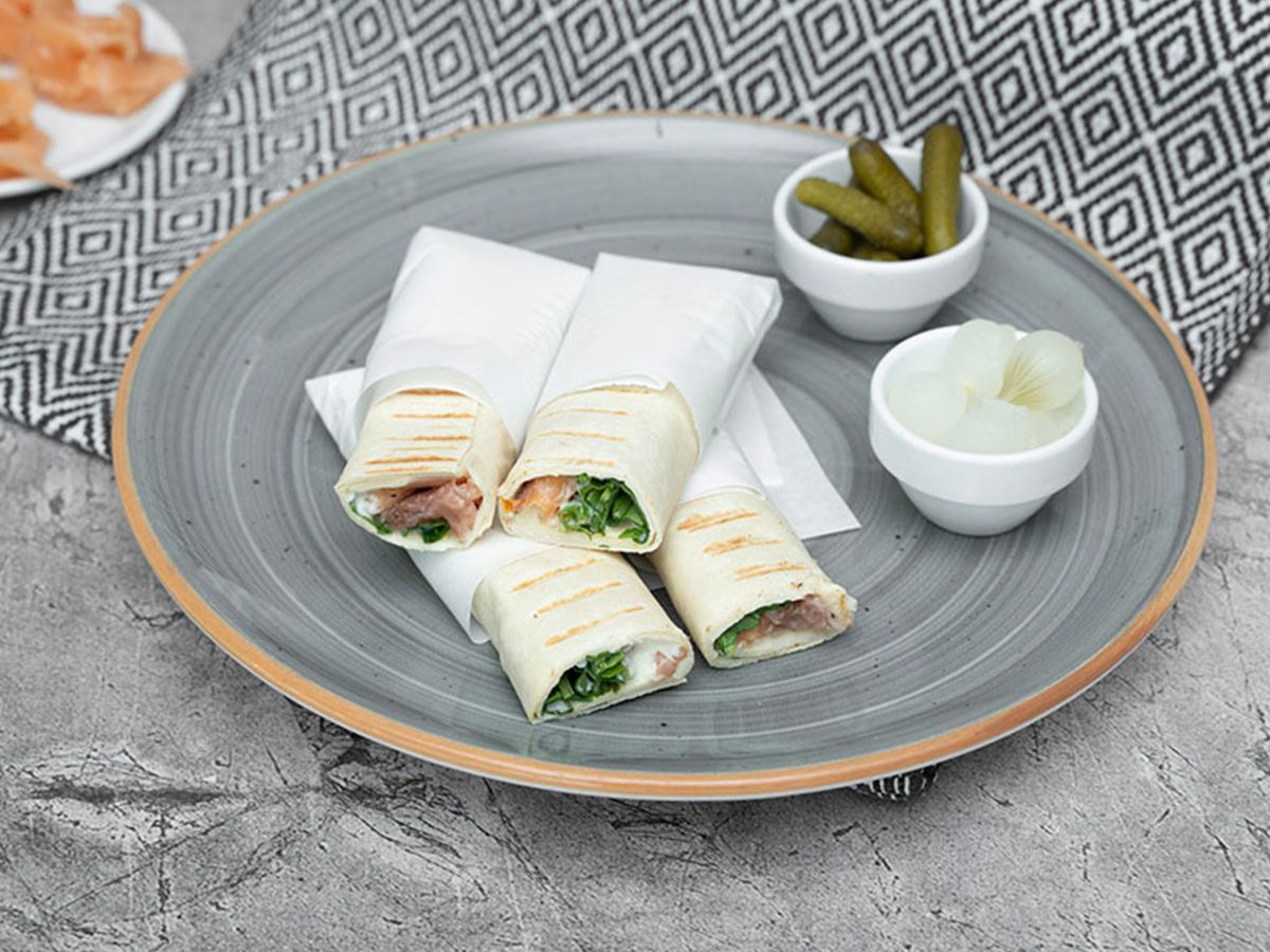 Smoked salmon wrap