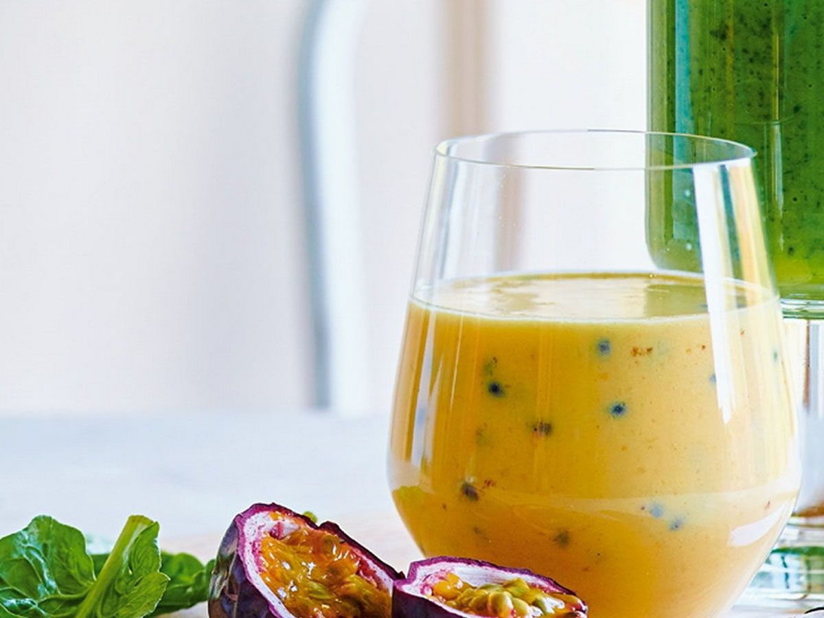 Smoothie Passion Fruit With Bun