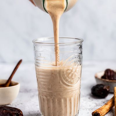 Dates with milk and honey